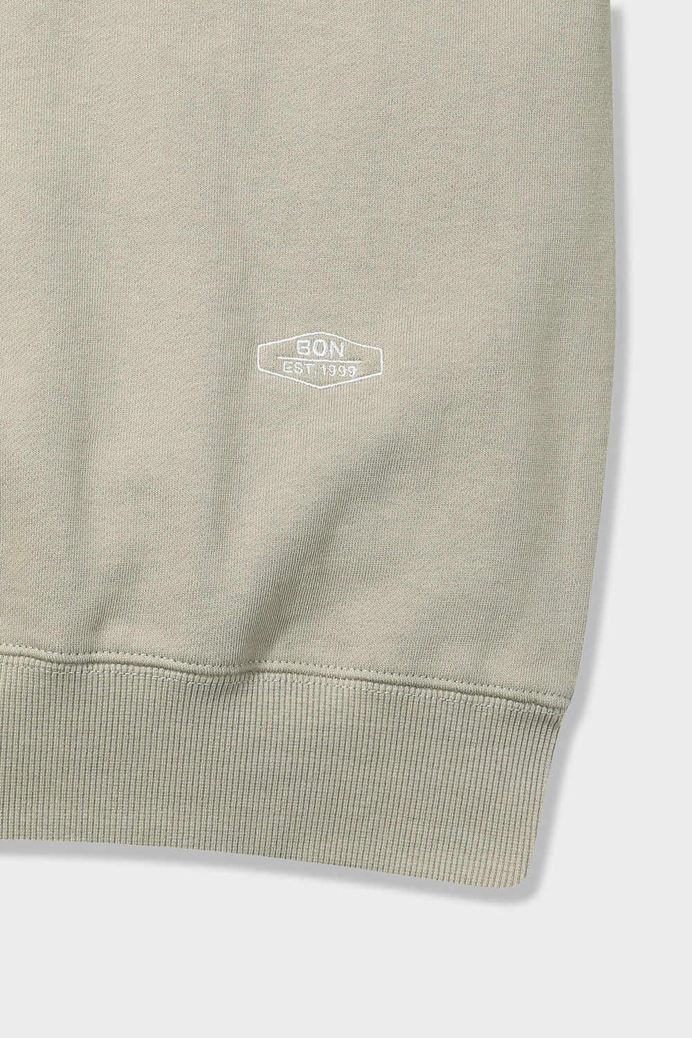 [공식몰] MAPS 아트워크 맨투맨 티셔츠 카키