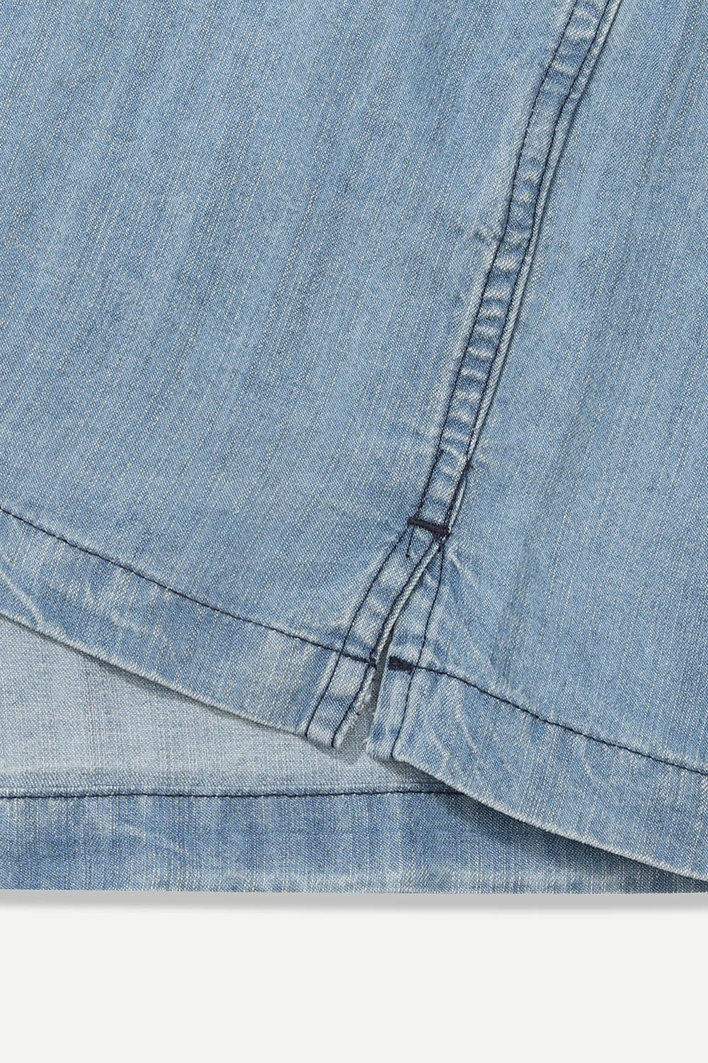 [본] 리오셀 데님 하프 셔츠 블루