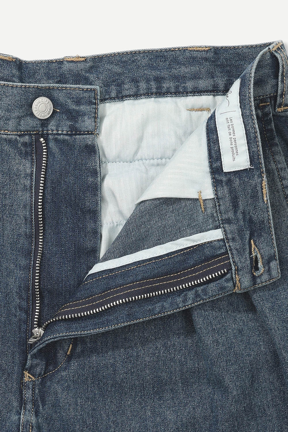 [공식몰]테이퍼드 핏 투턱 데님 팬츠 네이비