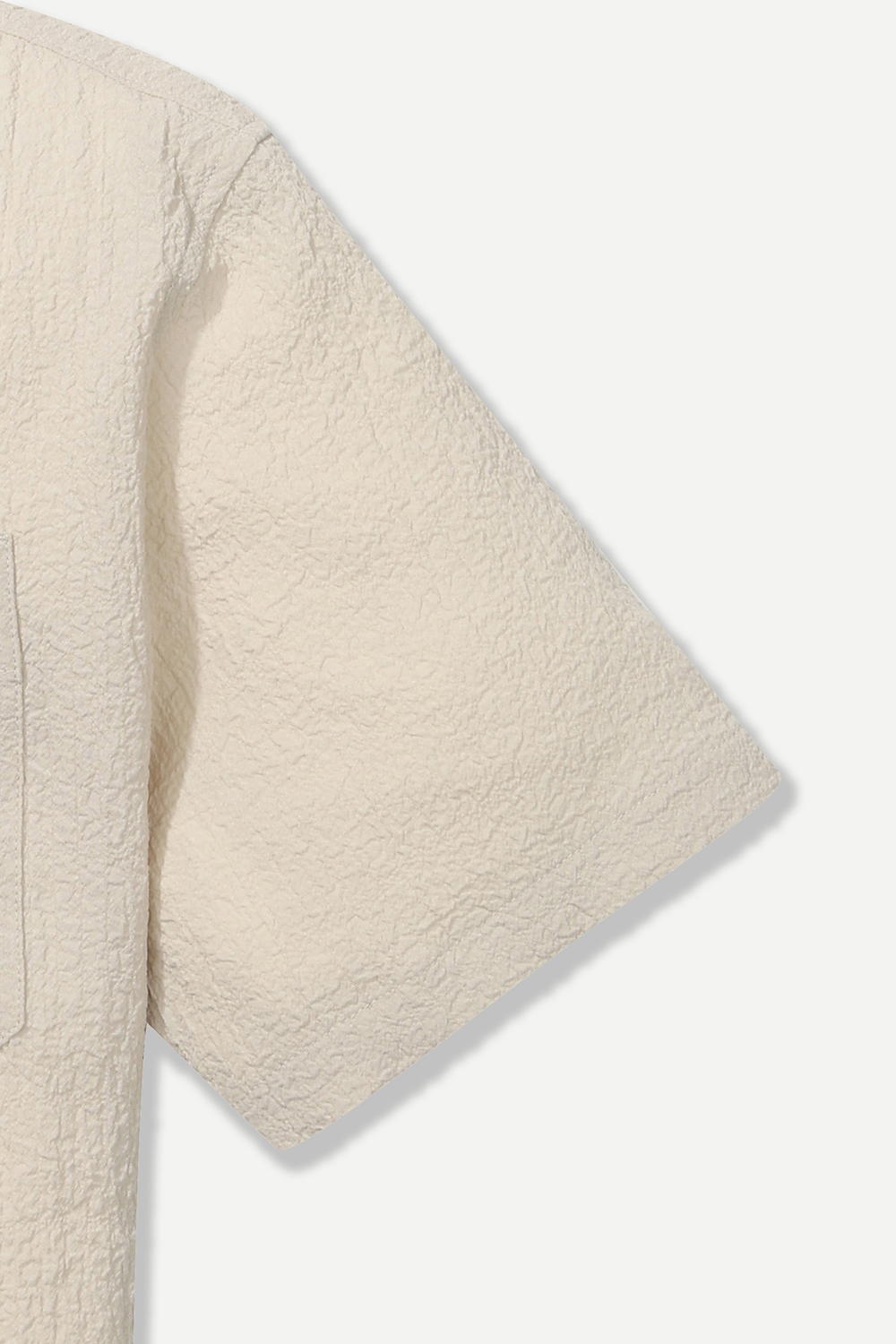 [공식몰] 크리즈 시어서커 카라넥 티셔츠 아이보리