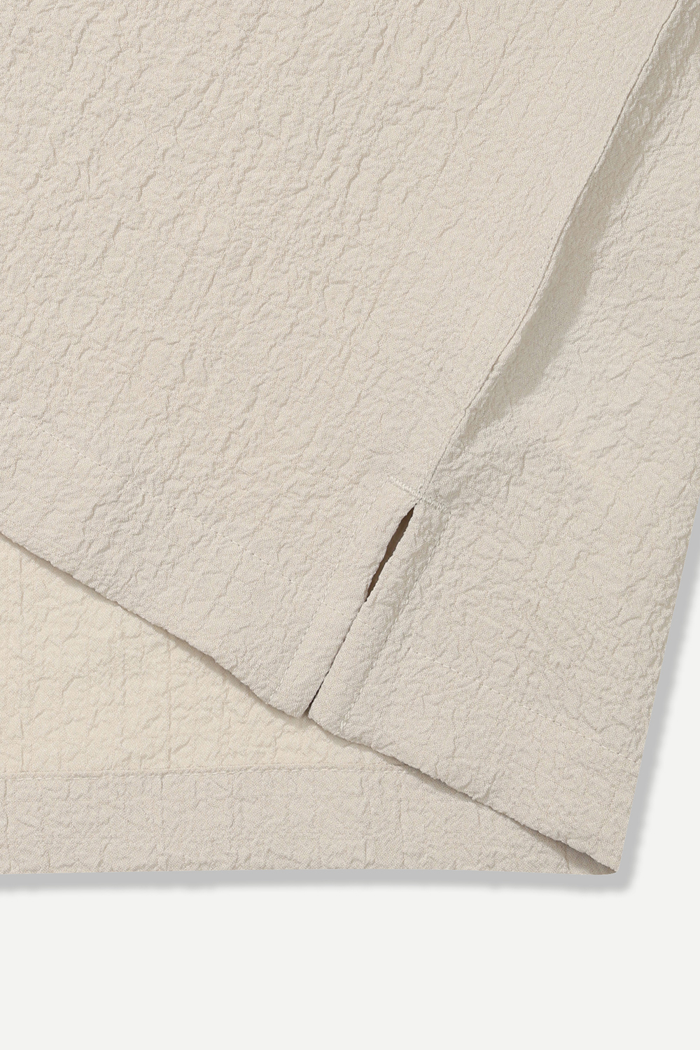 [공식몰] 크리즈 시어서커 카라넥 티셔츠 아이보리