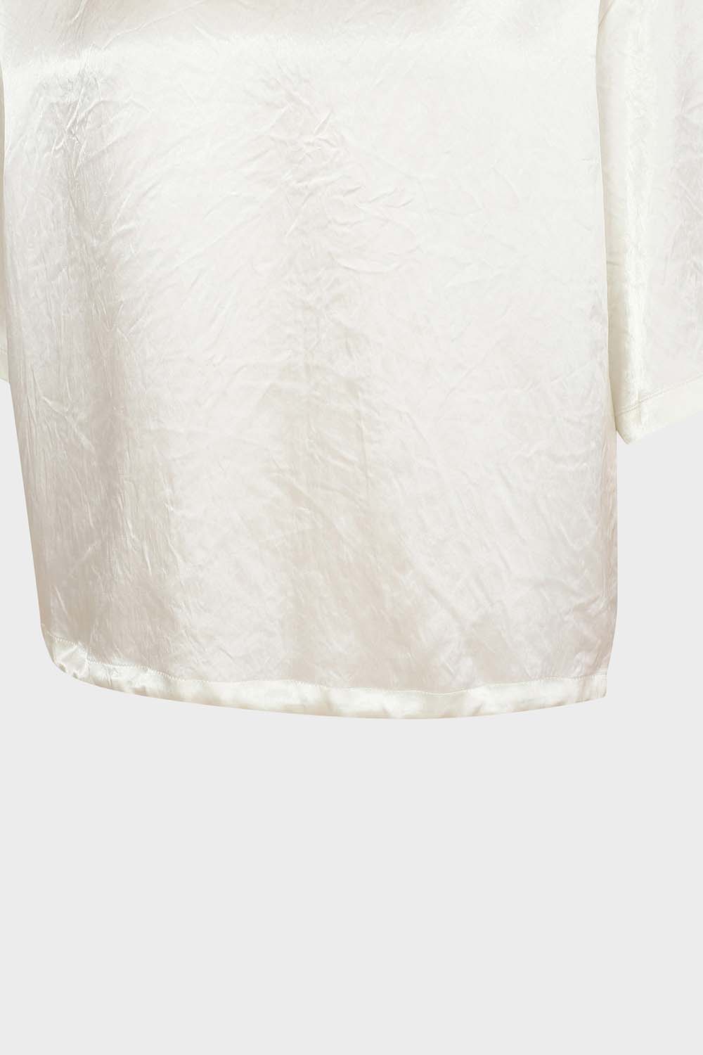 [캐리스노트] 새틴 반팔 블라우스 아이보리