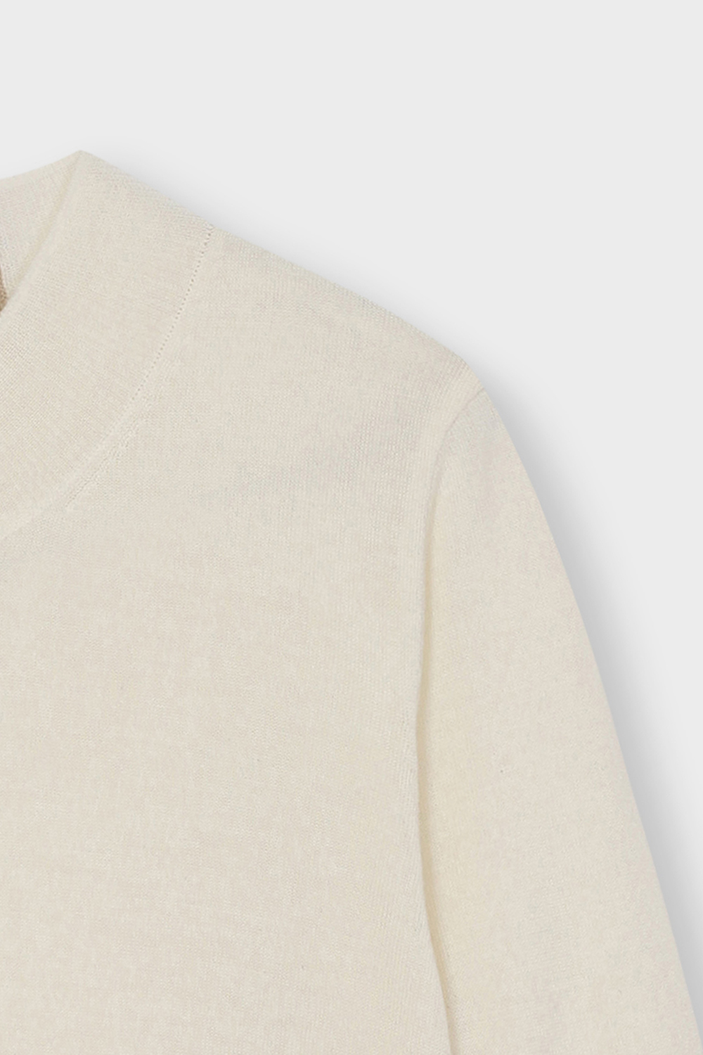 [캐리스노트] 반터틀 네크 컬러배색 니트 풀오버 아이보리