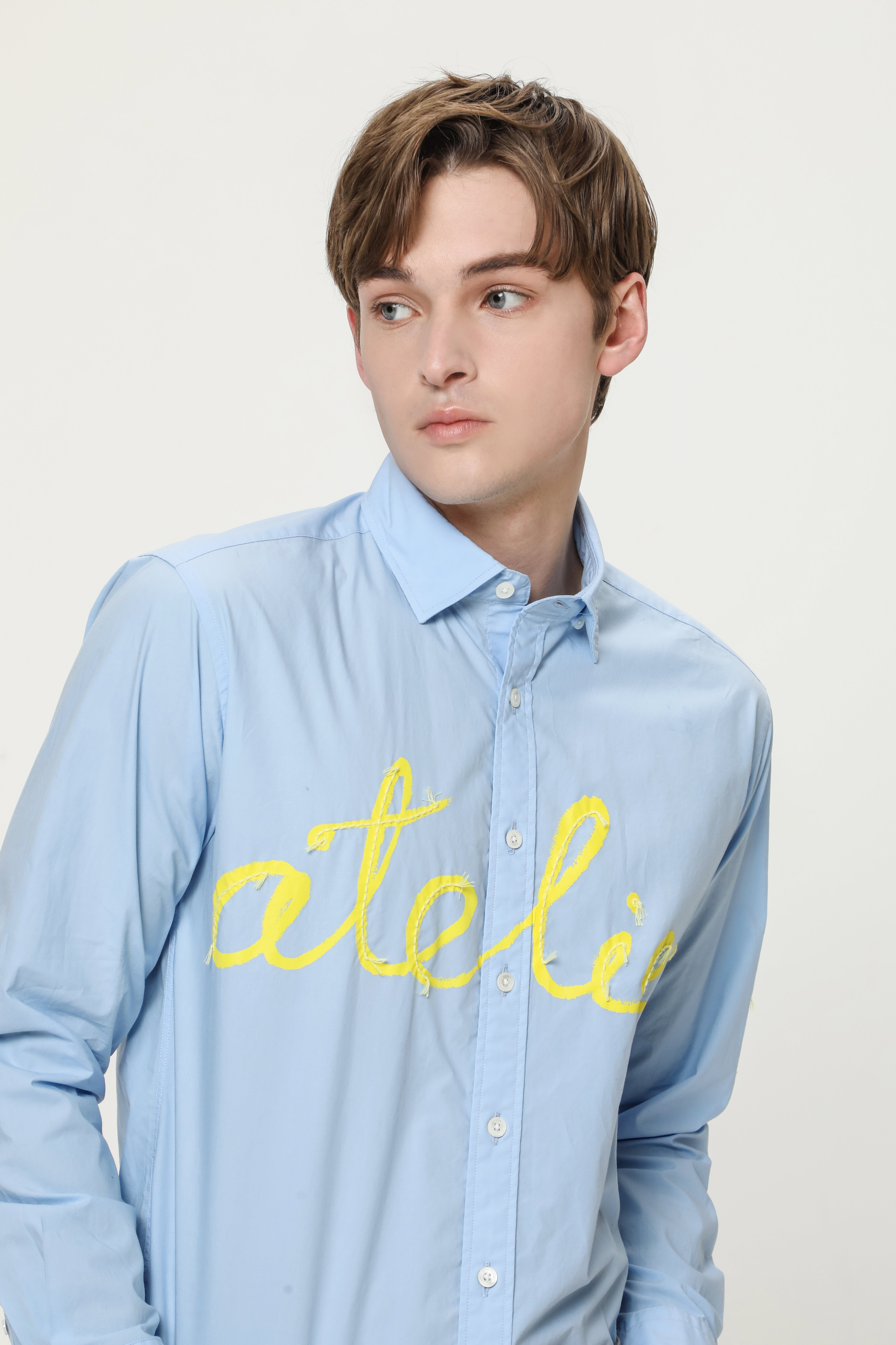 [공식몰] ATELIER 가먼트 워싱 코튼 셔츠 블루